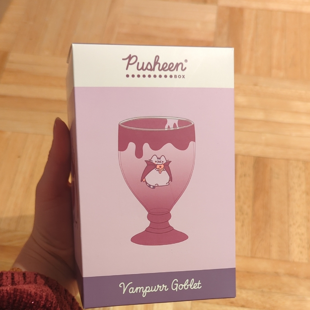 Pusheen Vampire Glass - Picture 3 of 5